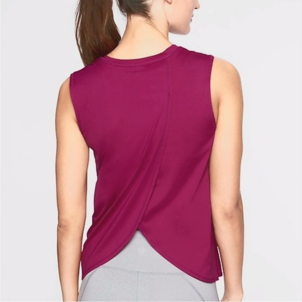 Athleta Sunlover SPF Tulip Back Tank Top in Size XXS Dark Fuschia EUC SpF 50